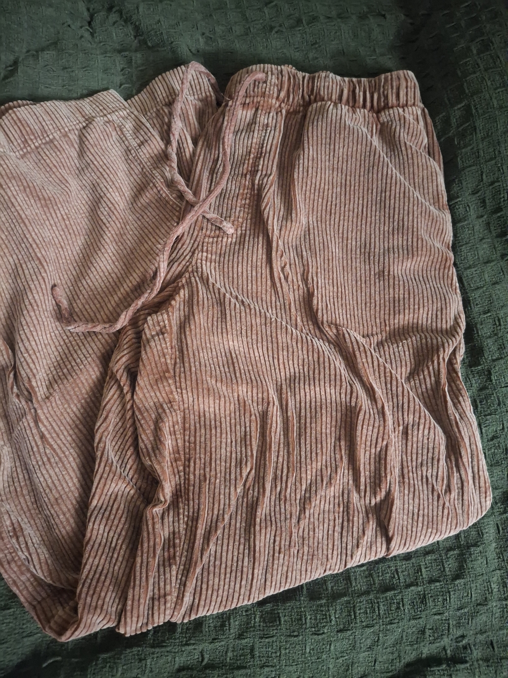 American Eagle Outfitters Wide-Leg Corduroy Pants - Dusty Rose